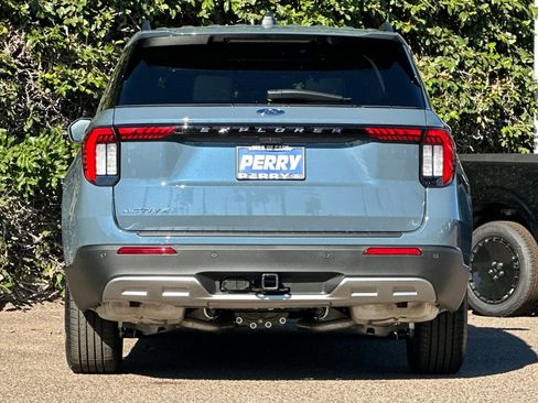 New 2026 Ford Explorer Active w/ Active Comfort Package RWD image 5