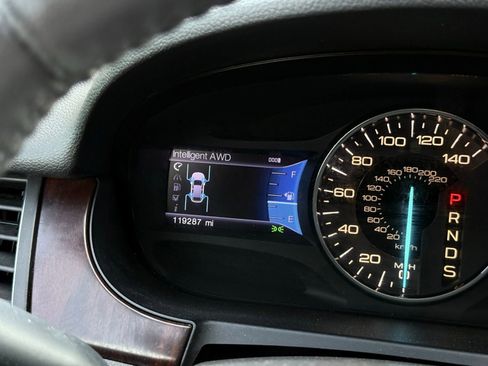 Used 2013 Ford Edge Limited image 36