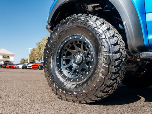 Used 2019 Ford F150 Raptor w/ Equipment Group 802A Luxury AWD/4WD image 13