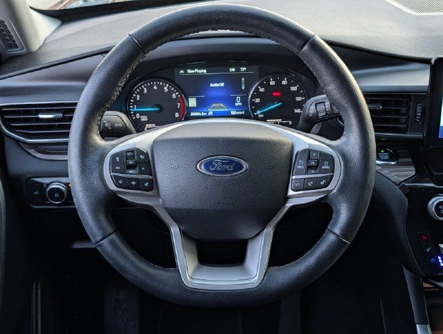 Used 2021 Ford Explorer Limited w/ Equipment Group 301A RWD image 13
