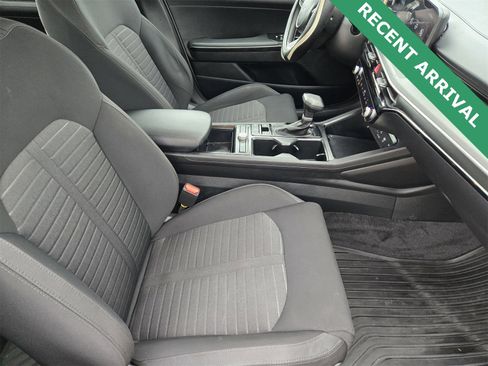 Used 2025 Kia K5 LXS image 13