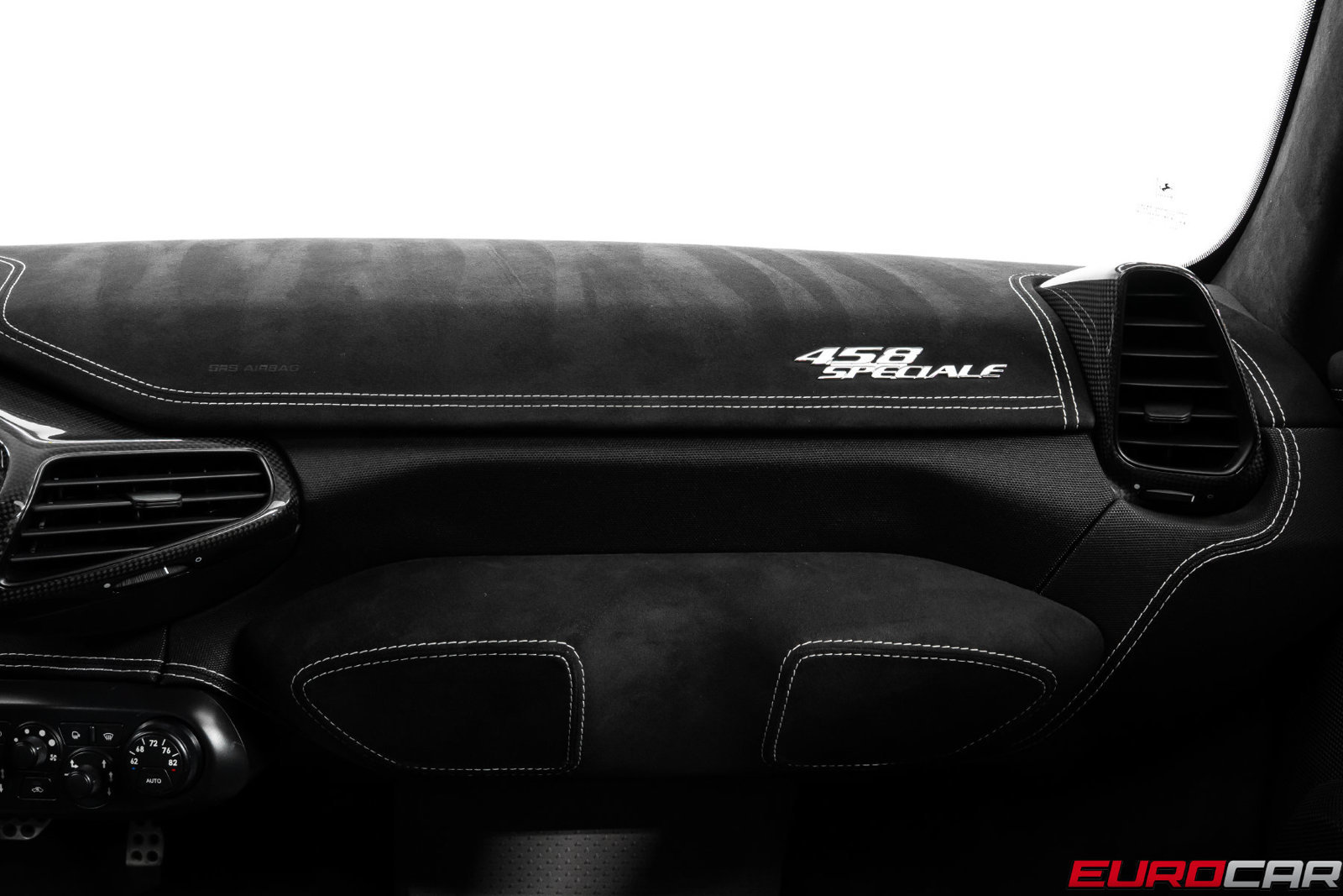 Used 2015 Ferrari 458 Speciale Coupe RWD image 38