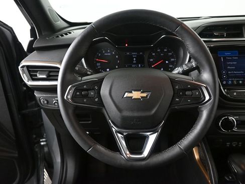 Used 2023 Chevrolet TrailBlazer ACTIV w/ Sun and Liftgate Package image 2