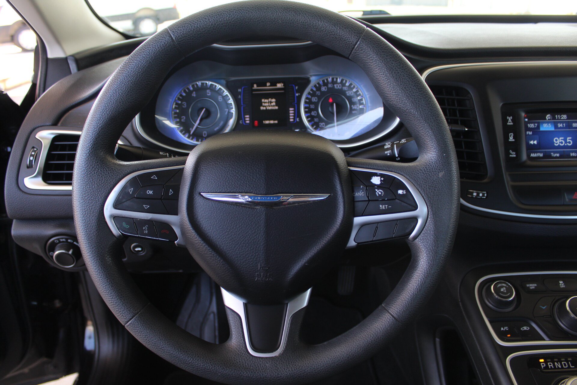 Used 2015 Chrysler 200 Limited FWD image 22