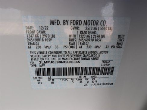 Used 2022 Lincoln Nautilus FWD w/ Premium Package image 23