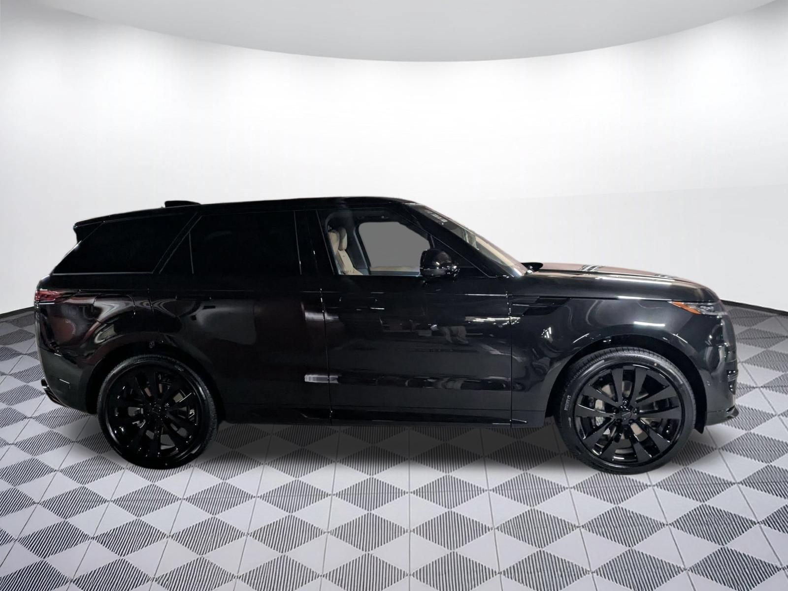 New 2026 Land Rover Range Rover Sport Dynamic SE AWD/4WD image 6
