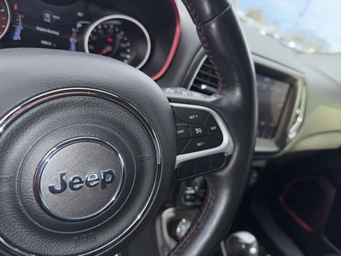 Used 2018 Jeep Compass Trailhawk w/ Leather Interior Group image 13