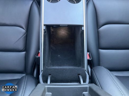 Used 2022 Tesla Model Y Performance image 43