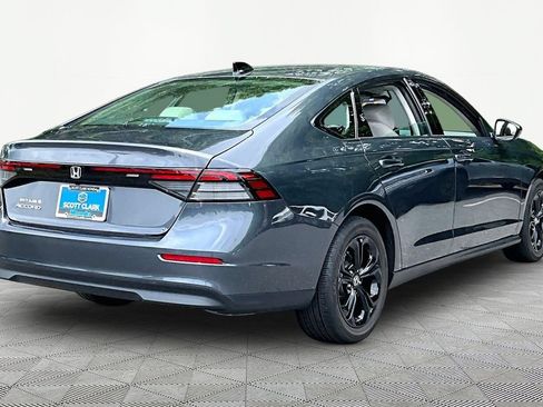 Used 2025 Honda Accord SE image 6