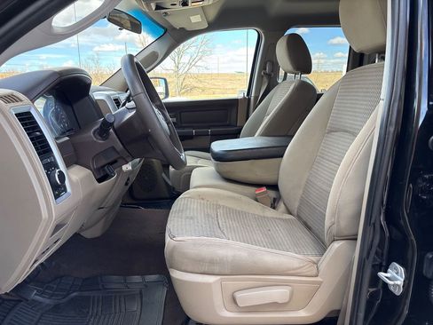 Used 2012 RAM 1500 Classic SLT image 10