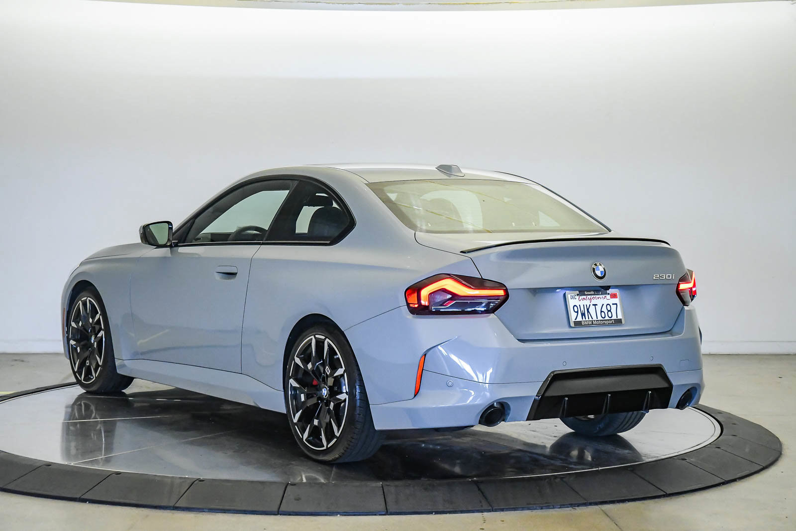 Used 2026 BMW 230i Coupe w/ Premium Package RWD image 2