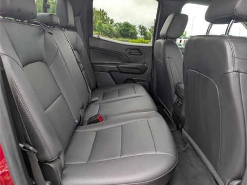 Used 2024 Chevrolet Colorado Trail Boss w/ Advanced Trailering Package AWD/4WD image 11