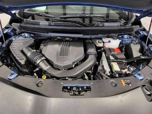 Used 2025 Buick Enclave Preferred image 9