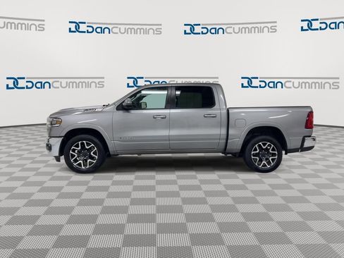 Used 2025 RAM 1500 Laramie AWD/4WD image 5
