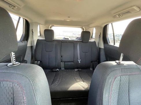 Used 2012 GMC Terrain SLE image 32