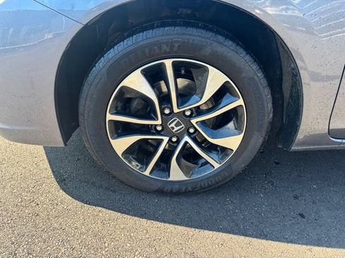 Used 2014 Honda Civic EX image 17
