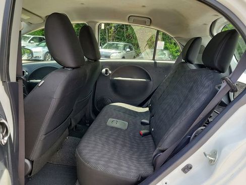 Used 2016 Mitsubishi i ES image 11