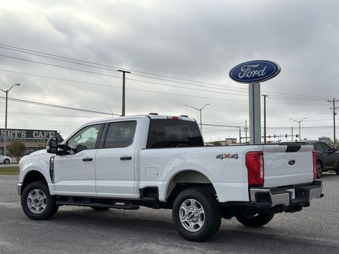 Used 2025 Ford F250 XLT AWD/4WD image 8