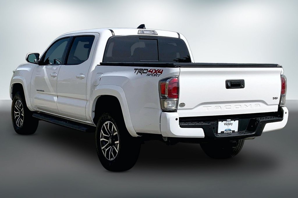 Used 2020 Toyota Tacoma TRD Sport w/ Exterior Package AWD/4WD image 10