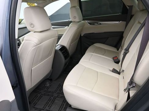 Used 2021 Cadillac XT5 Premium Luxury w/ LPO, Floor Liner Package AWD/4WD image 16