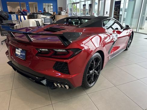 Used 2022 Chevrolet Corvette Stingray Premium Conv w/ Z51 Performance Package RWD image 7