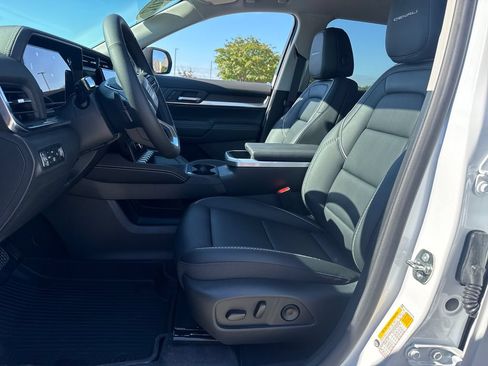 New 2026 GMC Terrain Denali w/ LPO, Floor Liner Package AWD/4WD image 15