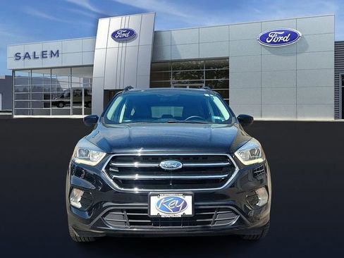 Certified 2017 Ford Escape SE w/ Equipment Group 201A AWD/4WD image 8