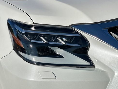 Certified 2021 Lexus GX 460 Premium w/ Premium Package image 12