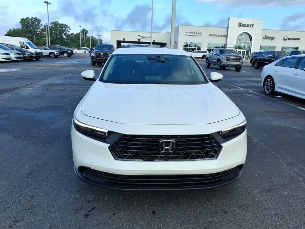 Used 2023 Honda Accord LX image 2