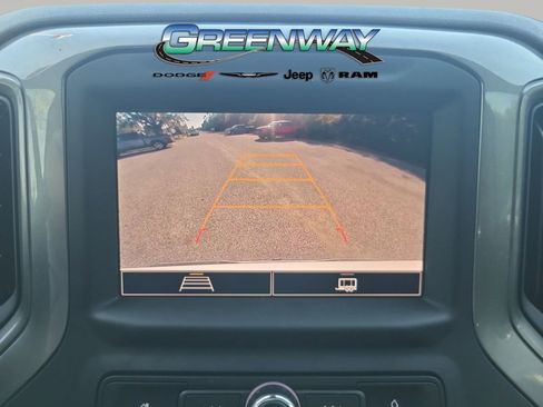 Used 2025 Chevrolet Silverado 1500 Custom image 14