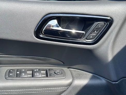 Used 2023 Dodge Durango SRT AWD/4WD image 30