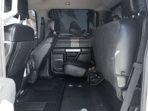 Used 2019 Ford F250 Lariat w/ Chrome Package image 40