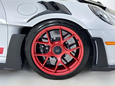 Used 2023 Porsche 911 GT3 RS image 40