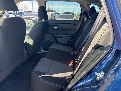Used 2025 Nissan Rogue SV image 17
