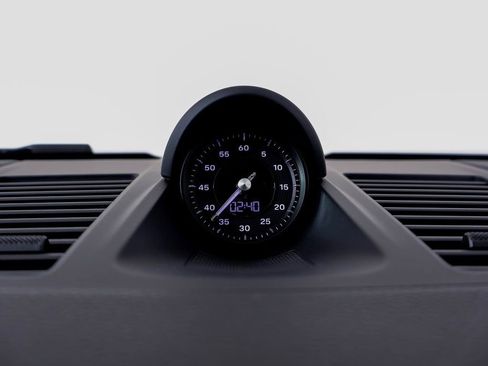 Certified 2024 Porsche 911 Carrera 4S image 21