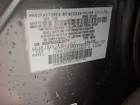 Used 2025 Nissan Kicks SR w/ SR Premium Package image 35