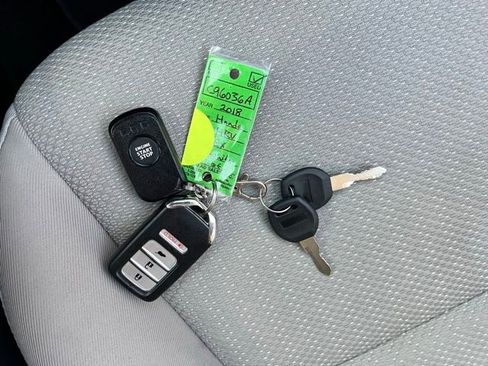 Used 2018 Honda HR-V EX image 35