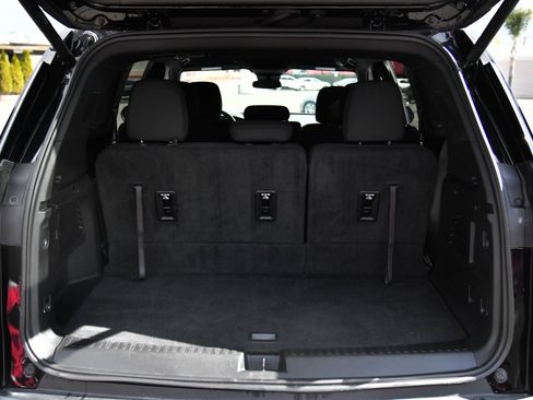 Used 2025 GMC Acadia Elevation image 49