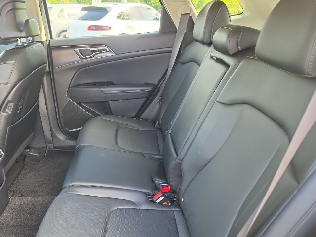 Certified 2024 Kia Sportage EX FWD image 11