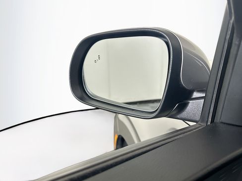 Used 2025 Kia Soul LX w/ LX Technology Package image 16