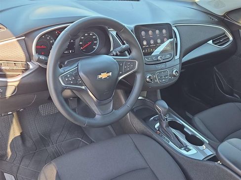 Certified 2024 Chevrolet Malibu LT w/ Sport Edition FWD image 2