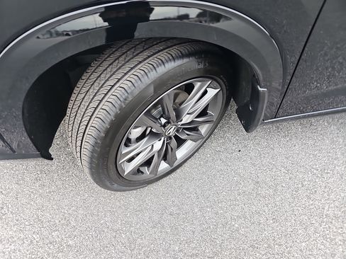 Certified 2025 Acura ADX A-Spec image 29