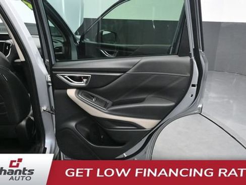 Used 2023 Subaru Forester Limited AWD/4WD image 10