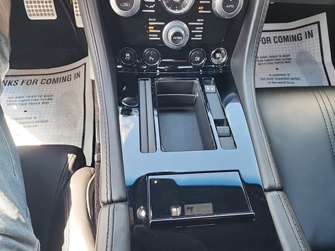 Used 2012 Aston Martin V8 Vantage S RWD image 35
