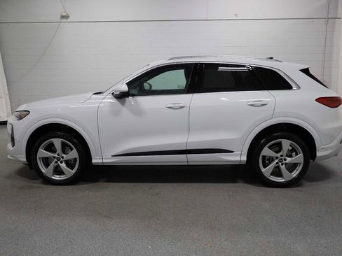 New 2025 Audi Q5 Premium Plus image 2