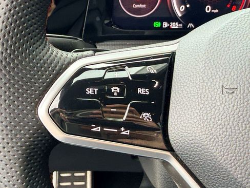 Used 2022 Volkswagen GTI Autobahn image 18