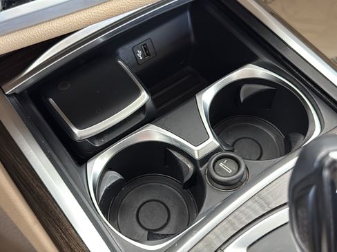 Used 2019 BMW 740i RWD image 42