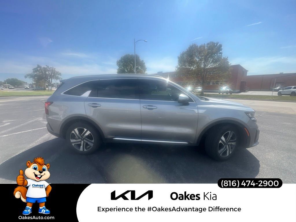 Used 2023 Kia Sorento EX AWD/4WD image 1