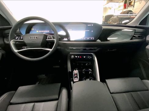 New 2025 Audi Q5 Premium Plus image 10