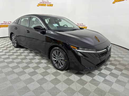 New 2026 Nissan Sentra SL w/ Floor Mat Package image 7